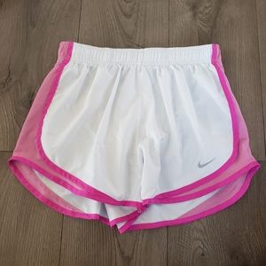 Women's Nike Dri-fit Athletic Shorts, Size Medium